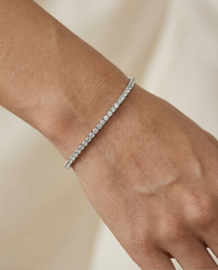 Pulsera de tenis Élan con diamantes y moissanitas