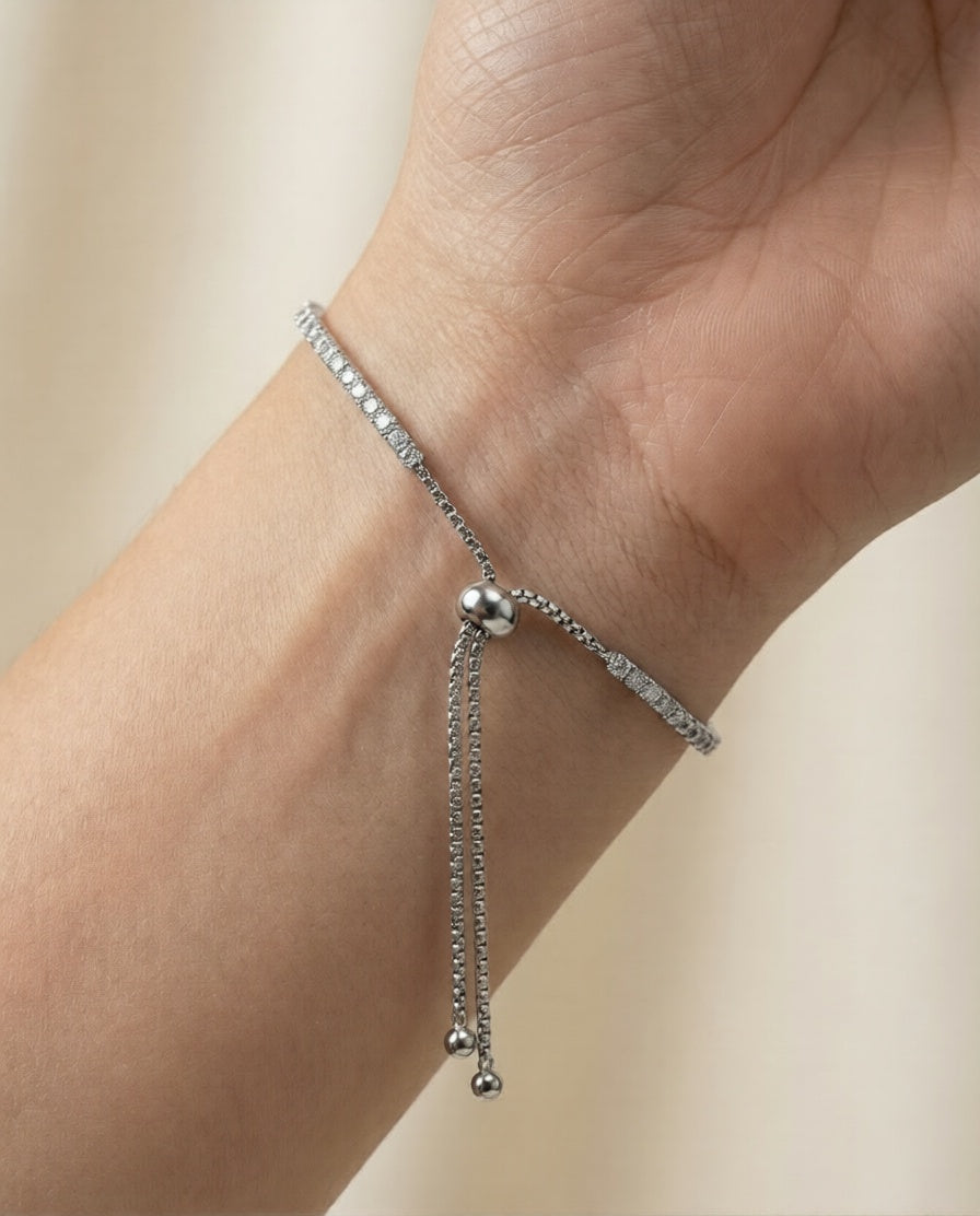 Pulsera de tenis Élan con diamantes y moissanitas