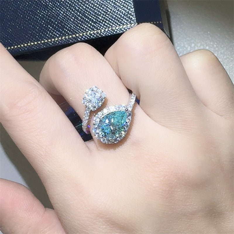 Anillo Mirage de diamantes y moissanita