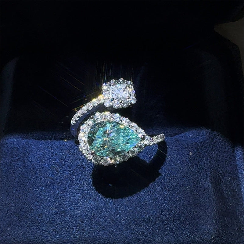 Anillo Mirage de diamantes y moissanita