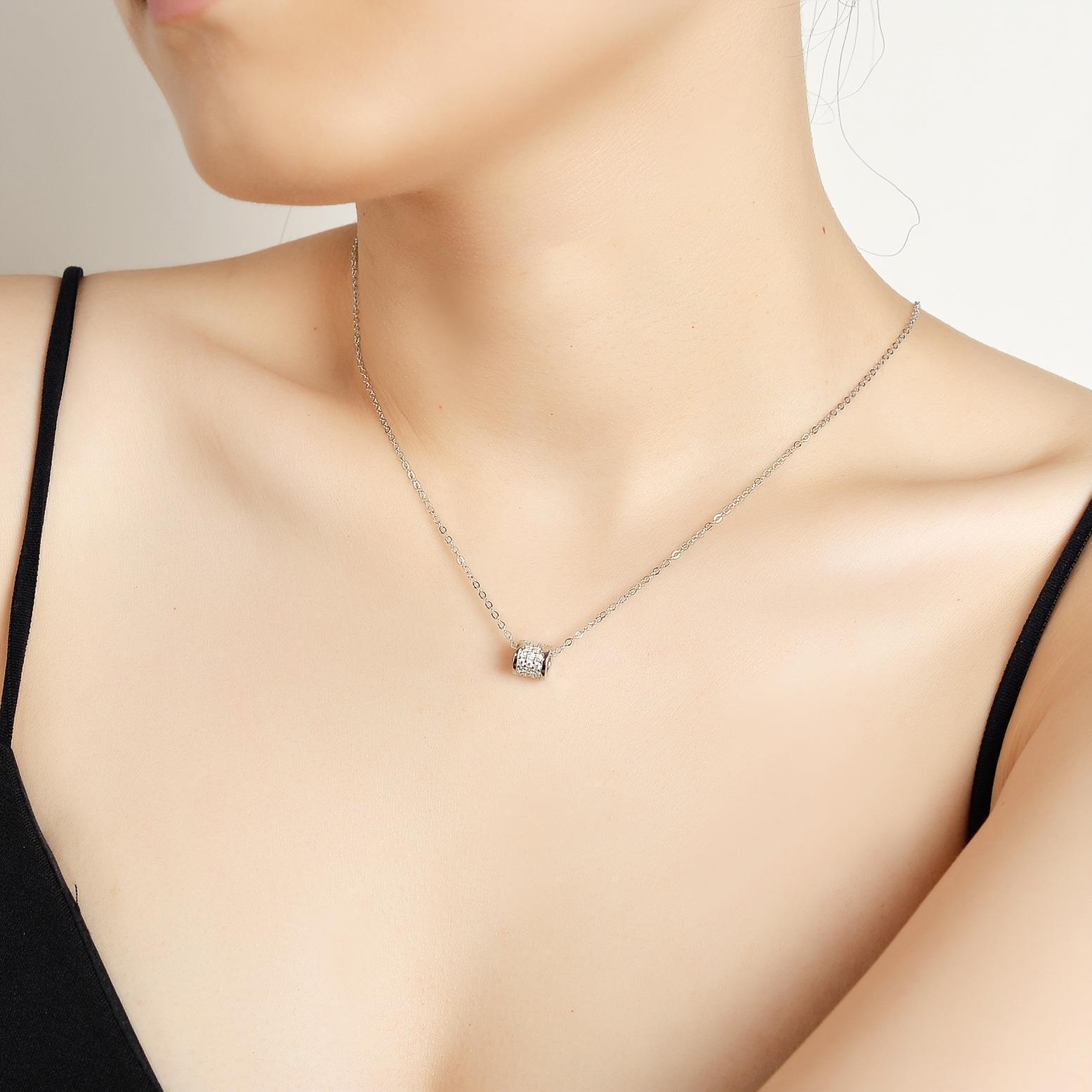 Moissanite Diamond Aurora Necklace