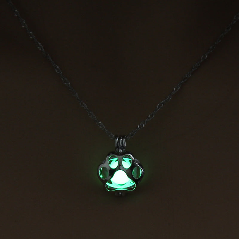 Luminous Cat Paw Necklace