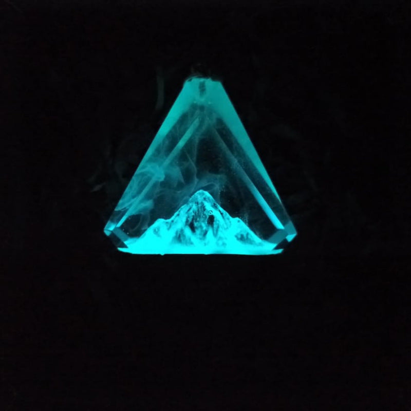 Collier Lumineux Montagne Enneigée