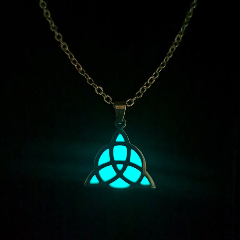 Collier pendentif géométrique lumineux 