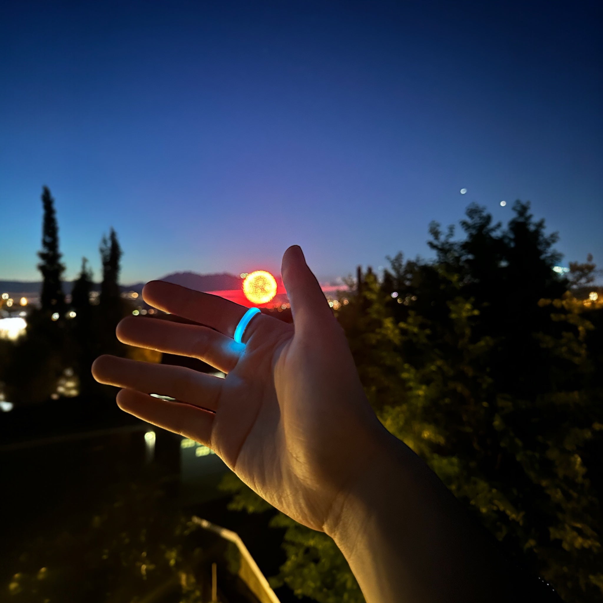 Luminous Halo Ring