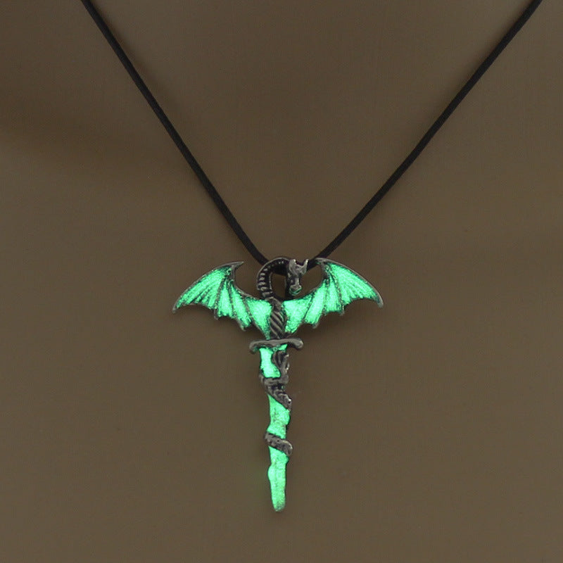 Collier ptérosaure lumineux