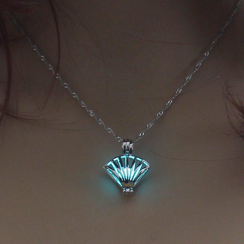 Luminous Sea Shell Necklace