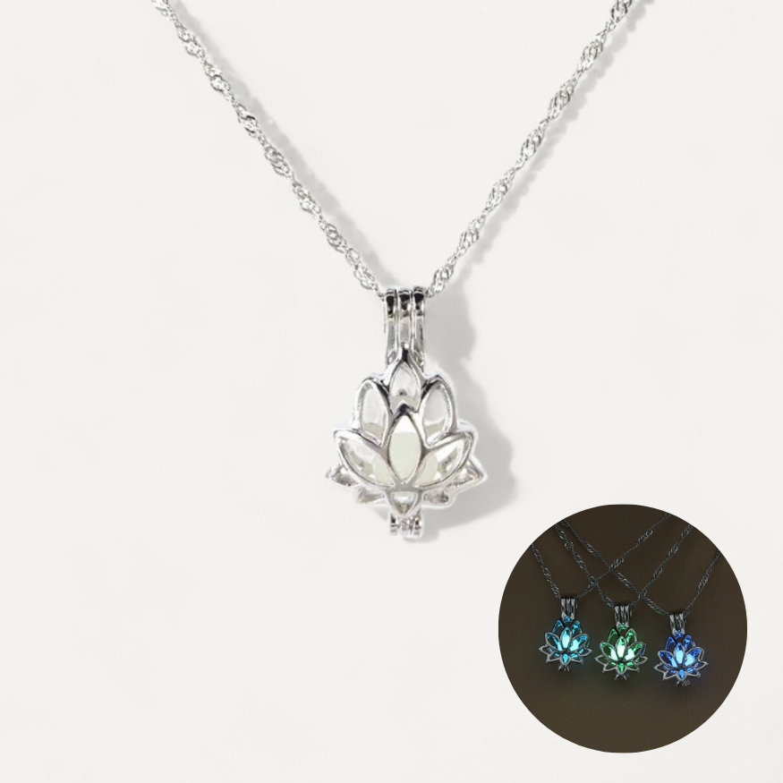 Collier Lotus Lumineux