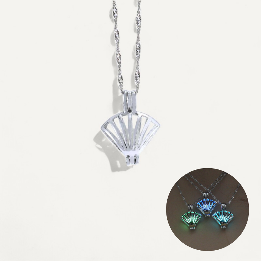 Luminous Sea Shell Necklace