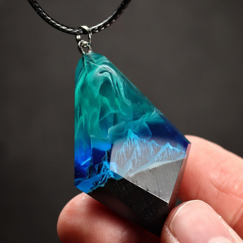 Collier Lumineux Montagne Enneigée