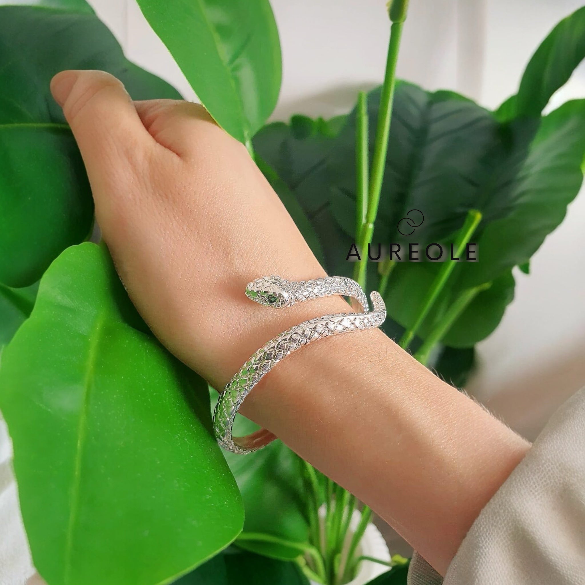 Pulsera de serpiente de plata