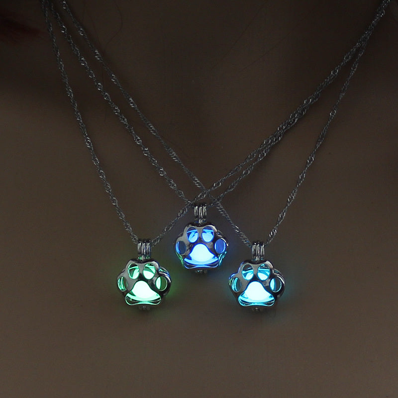 Luminous Cat Paw Necklace