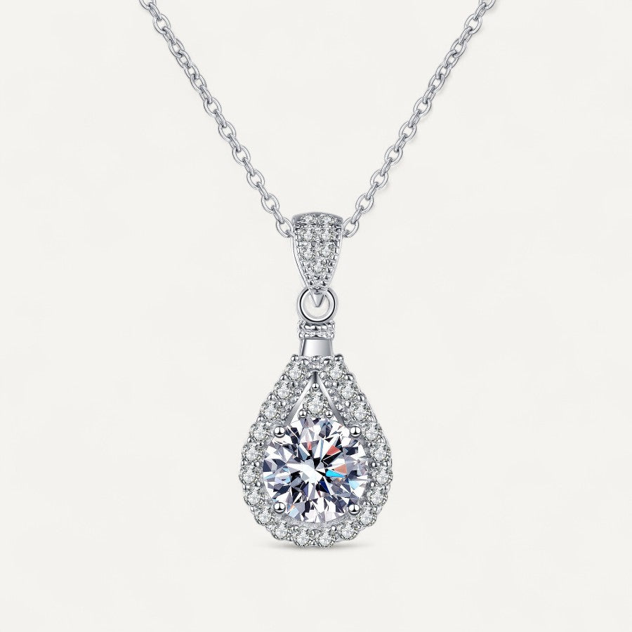 Moissanite Diamond Lueur Pendant