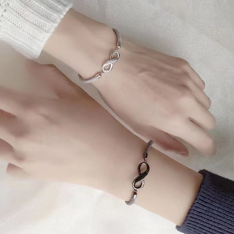 Bracelets avec le signe de l'infini