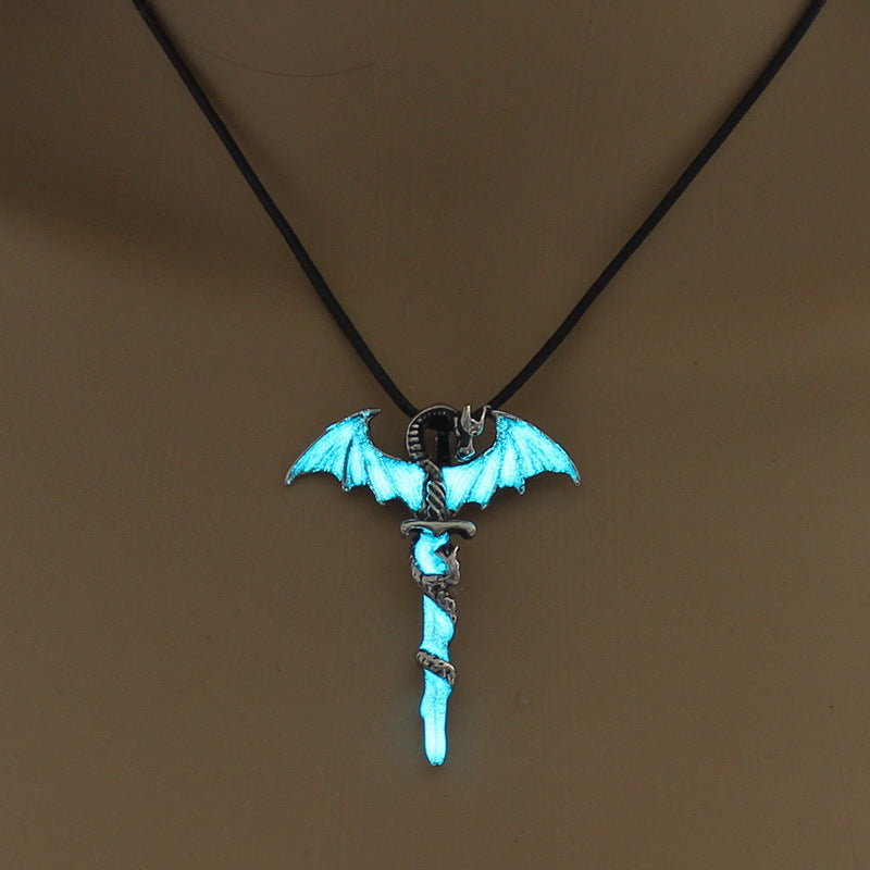 Collier ptérosaure lumineux