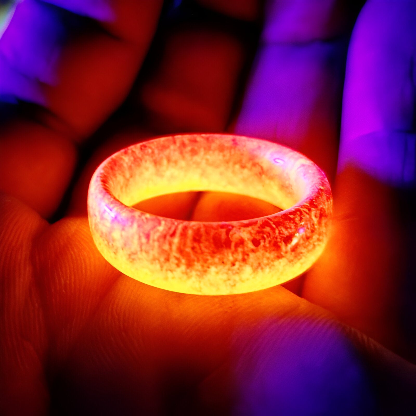 Luminous Crackle Ring